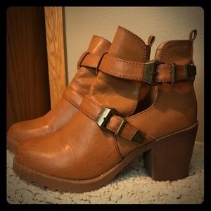 Zigi soho Boots - HARD TO FIND!